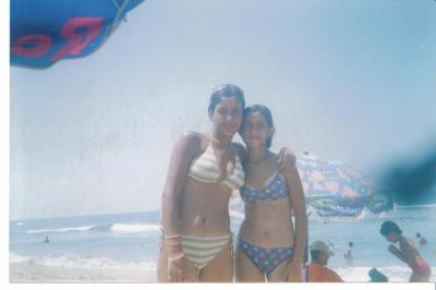 oumaima et mouna sa couzine